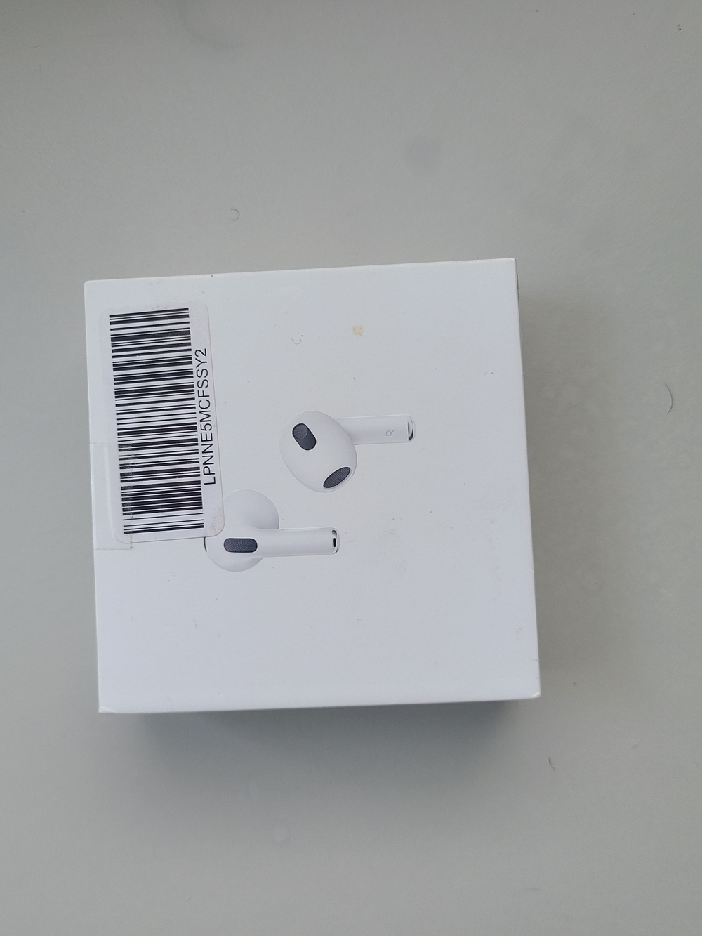 Apple White Wireless Earbud Charging Case (Empty)